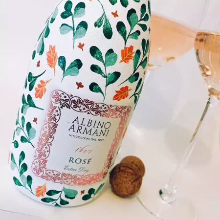 champagne bottle poppydesign dekorert flaske unik gave
